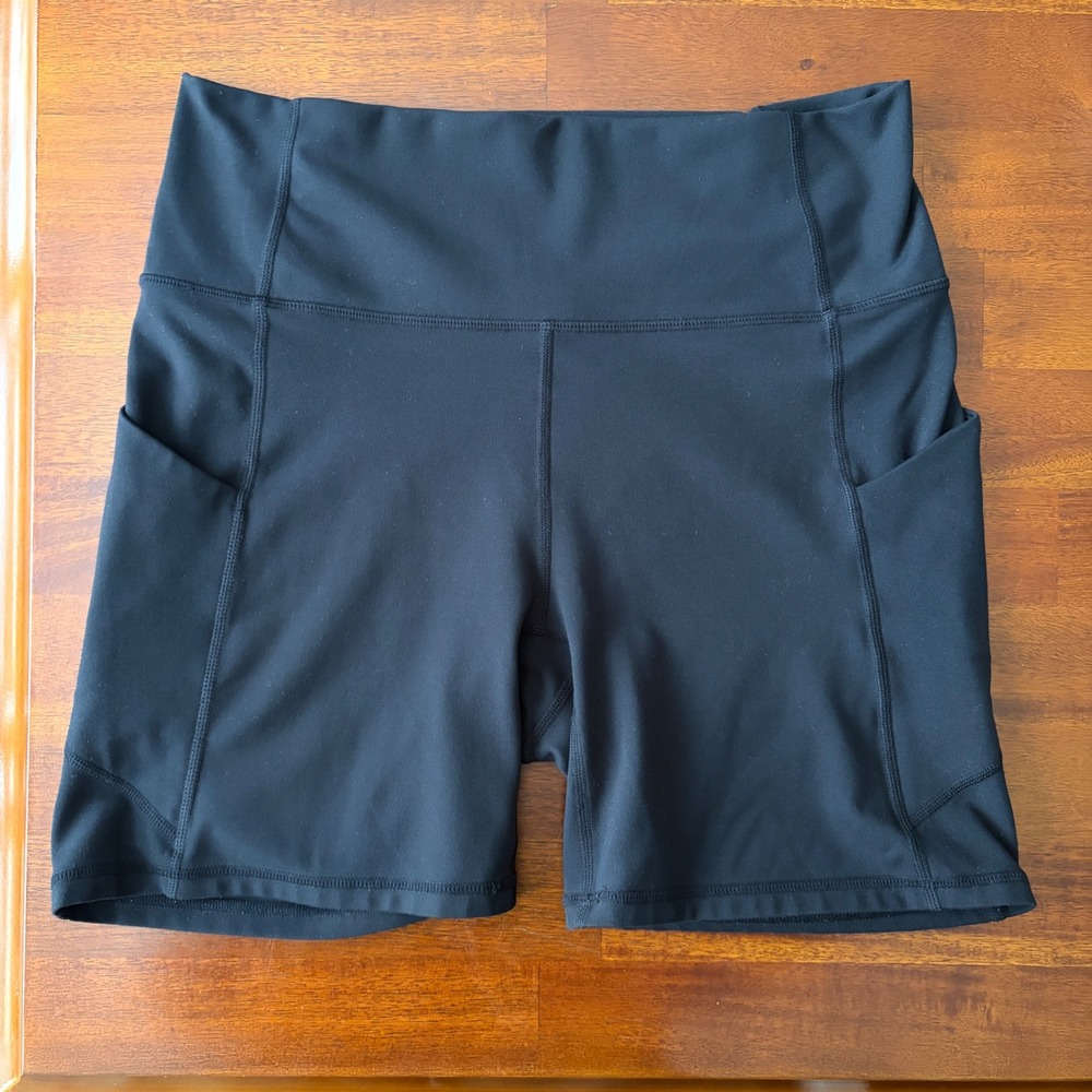 Fabletics Black Pureluxe High Rise 6" Bike Shorts With Pockets M